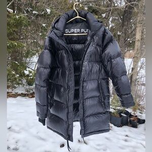 TNA SUPER PUFF Aritzia MID (medium) Black Puffer Coat